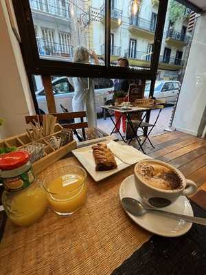 Coffea - Food, Coffee & Bread