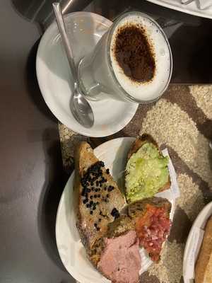 Panadería La Gracia De Dios- Cafetería