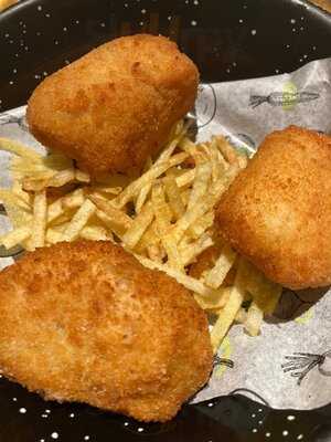 Perro Chiko Tapas Bar