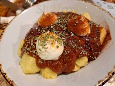 Perro Chiko Tapas Bar