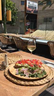 Mon Paris Restaurante Lounge