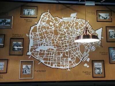 Entrepuertas Restaurante & Tapas