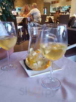 Bistro International