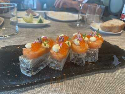 Rom Restaurant & Taverna