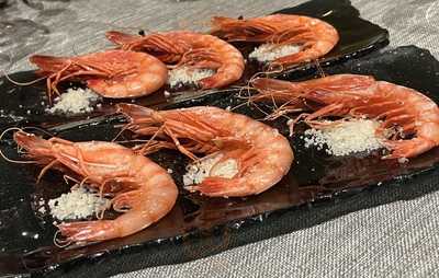 Rom Restaurant & Taverna