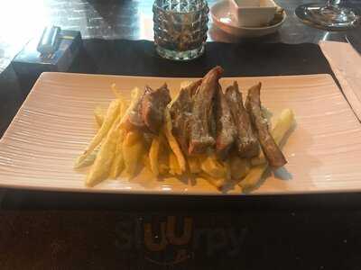 Tasca Napoleón Tapas & Cañas