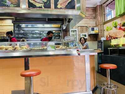 Cafetería Piscolabis La Planchita