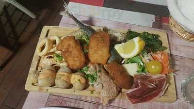 La Bodeguita De Doña Flor