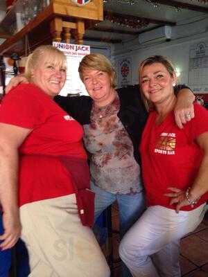 Union Jack Sports Bar 2