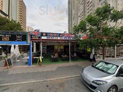 Union Jack Sports Bar 2