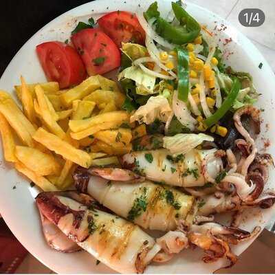 Cafetería Bar Camp De Mar