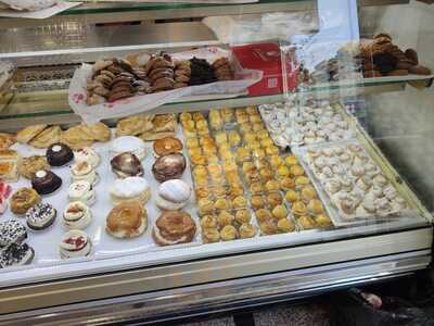 Pasteleria Cafeteria La Cruzada