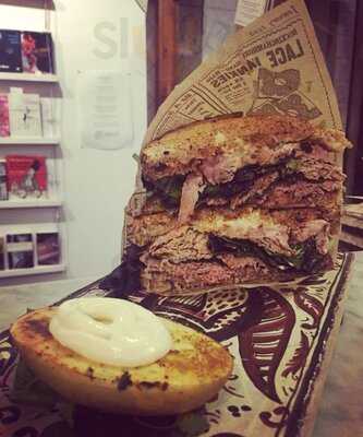 Slaughterhouse Food&books