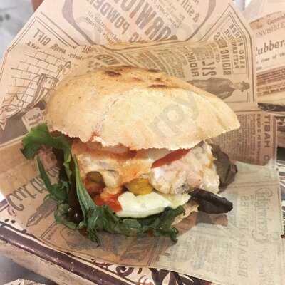 Slaughterhouse Food&books