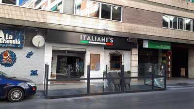Italianis