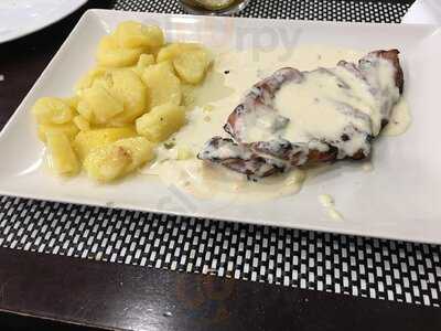 Las Cuevas De Los Dos Juanes