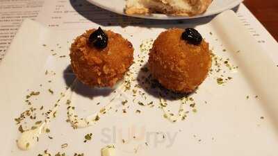 30 Y Tantos Resto-bar