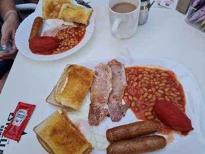 The Garrison Sports And Food Bar