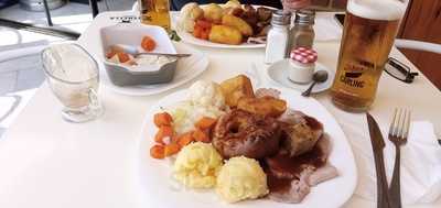 The Garrison Sports And Food Bar