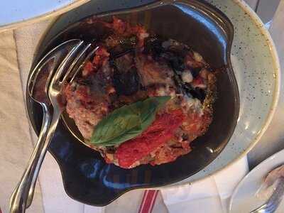 Isabella's By The Sea