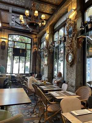 Puerta Delcarmenvinoteca