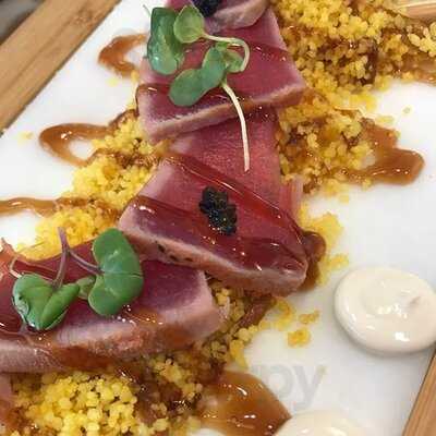 Tinto & Brasa Gastrobar