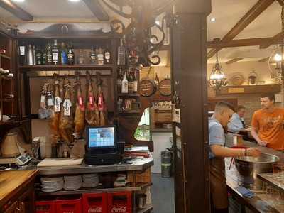 La Taberna Del Góngora