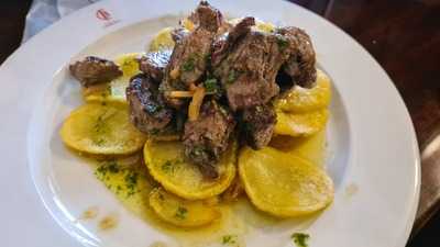 Casablanca Tapas Y Vinos