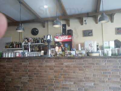 Cafetería La Media Luna