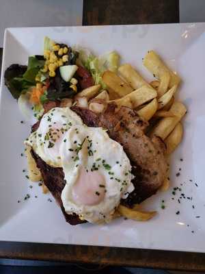 The Harp Bar & Grill