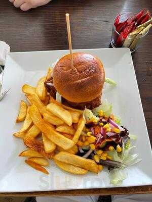 The Harp Bar & Grill