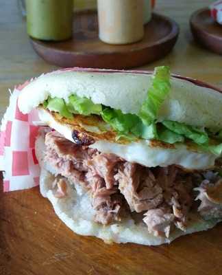 Bar Carnaval Arepas Y Algo Más