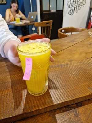 El Ultimo Mono Juice & Coffee