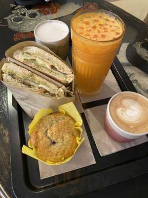 El Ultimo Mono Juice & Coffee