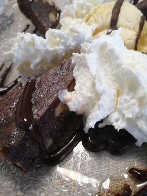 Cerveceria Dos Estrellas