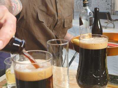 Mulligan's Irish Tavern