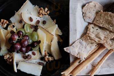 Guindilla Design & Bar