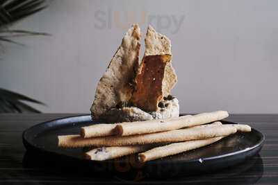 Guindilla Design & Bar