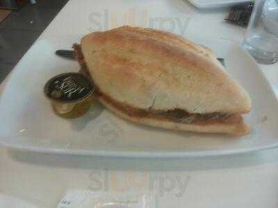 Rosso Cafeteria Confiteria Heladeria.