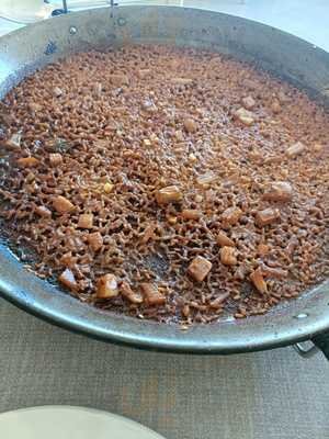 La Ferrera Restaurant