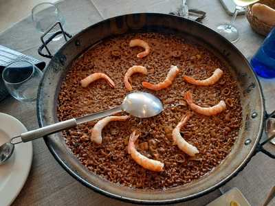 La Ferrera Restaurant