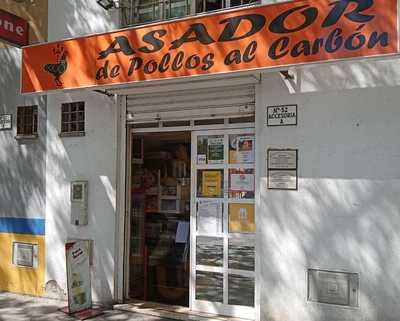 Asador De Pollos Al Carbón Ronda Triana