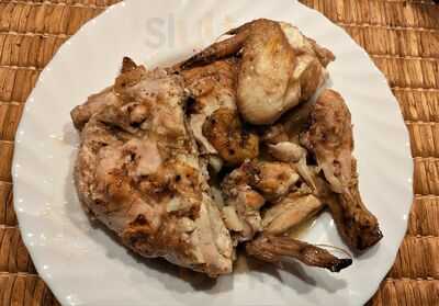 Asador De Pollos Al Carbón Ronda Triana