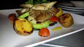 Capital Lounge Restaurant