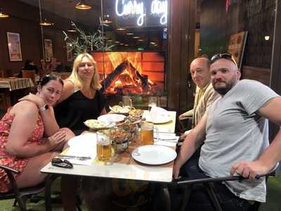 Kohinoor Indian Restaurant