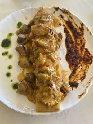 Almadraba Restaurant