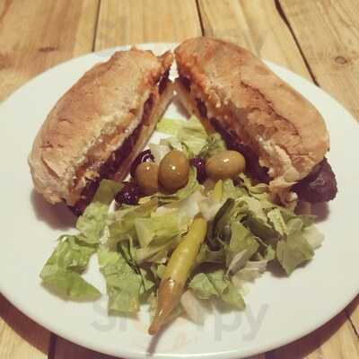 La Tertúlia Cafè Teatre