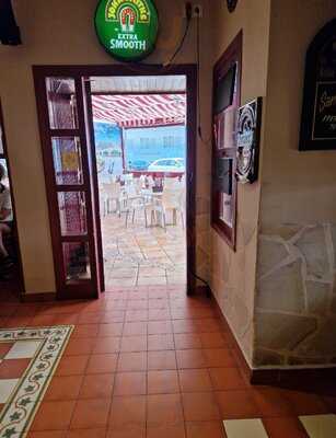 Ray's & Duke Of Wellington.