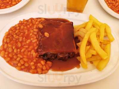 Ray's & Duke Of Wellington.