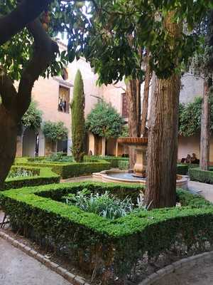 Puerta De La Alhambra